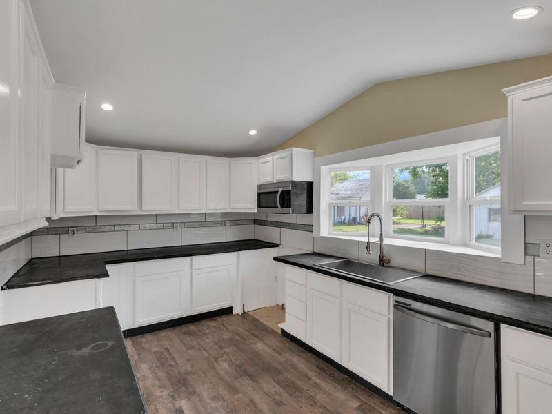 241 S High Street, Pataskala, OH 43062 Photo 11
