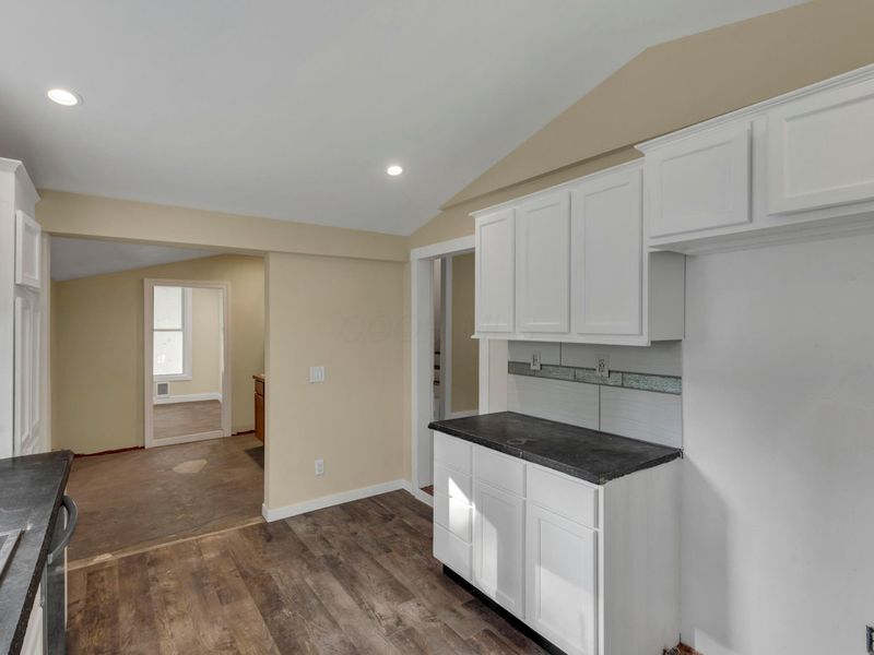 241 S High Street, Pataskala, OH 43062 Photo 14