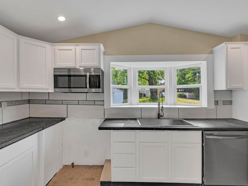 241 S High Street, Pataskala, OH 43062 Photo 15