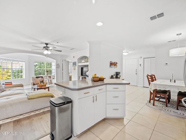 3591 KERNAN Boulevard, Unit 830, Jacksonville, FL 32224