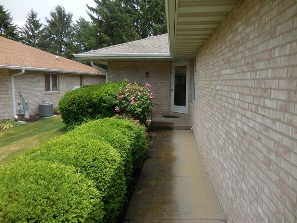 1318 Trainer Road, ROCKFORD, IL 61108