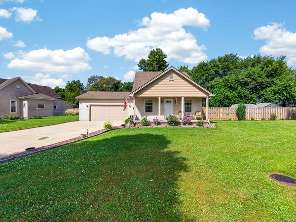 1098 Wilson Way, Franklin, IN 46131