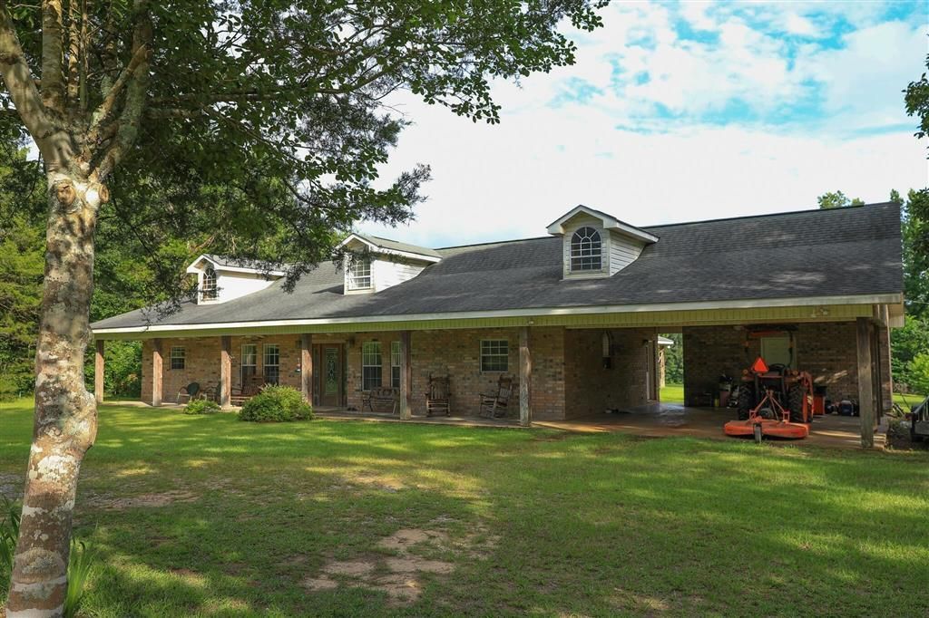 653 Ebenezer Cemetery Road , Leesville, LA 71446 Main Photo