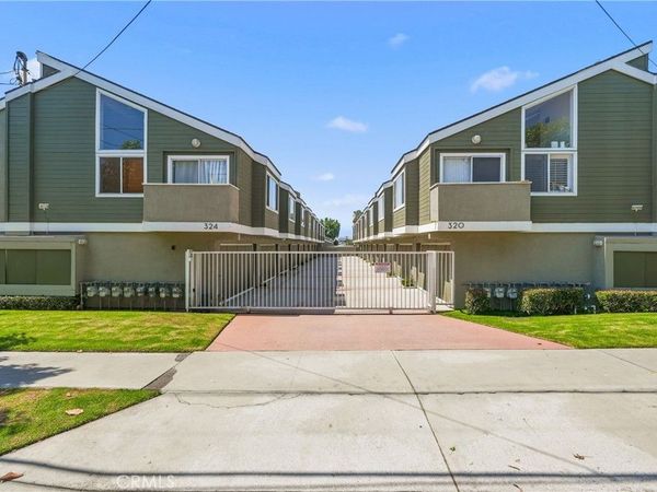 324 E Plymouth Street, Unit 21, Inglewood, CA 90302
