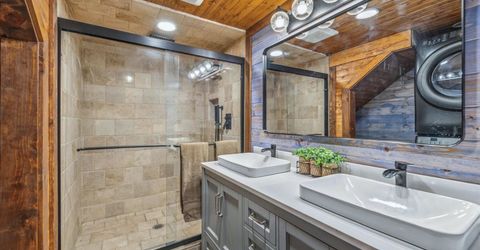 11831 Deerfield Drive, Truckee, CA 96161 Photo