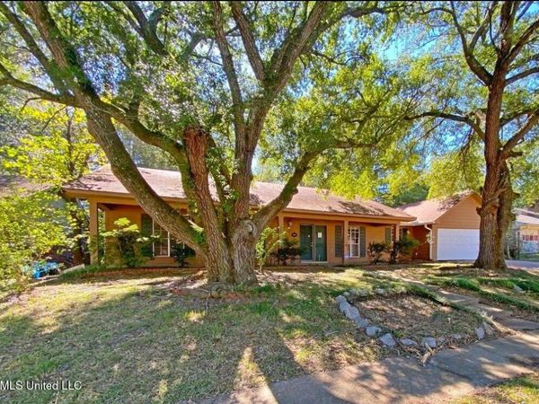 1608 Melrose Place, Clinton, MS 39056