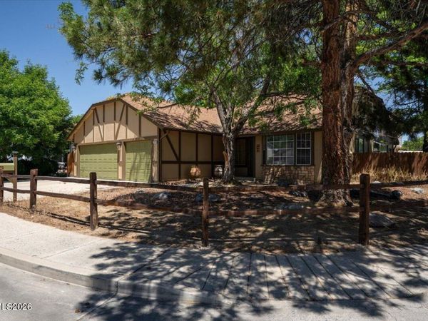 2030 Woodhaven Lane, Sparks, NV 89434