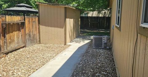 2030 Woodhaven Lane, Sparks, NV 89434 Photo