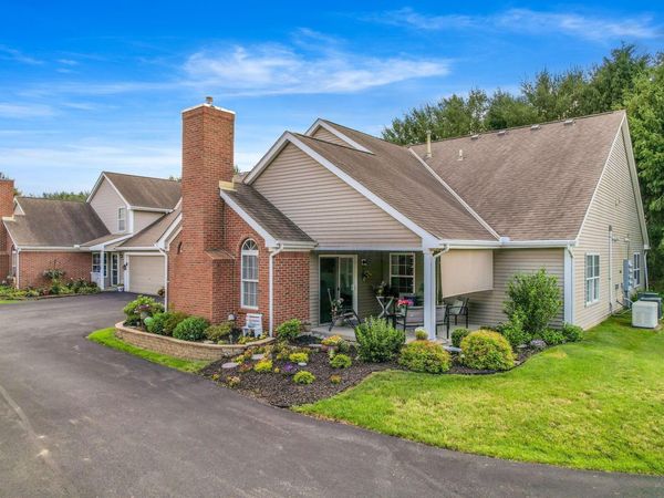 905 Shelbourne Place , Newark, OH 43055