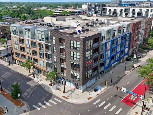 1211 Lagoon Avenue, Unit 510, Minneapolis, MN 55408