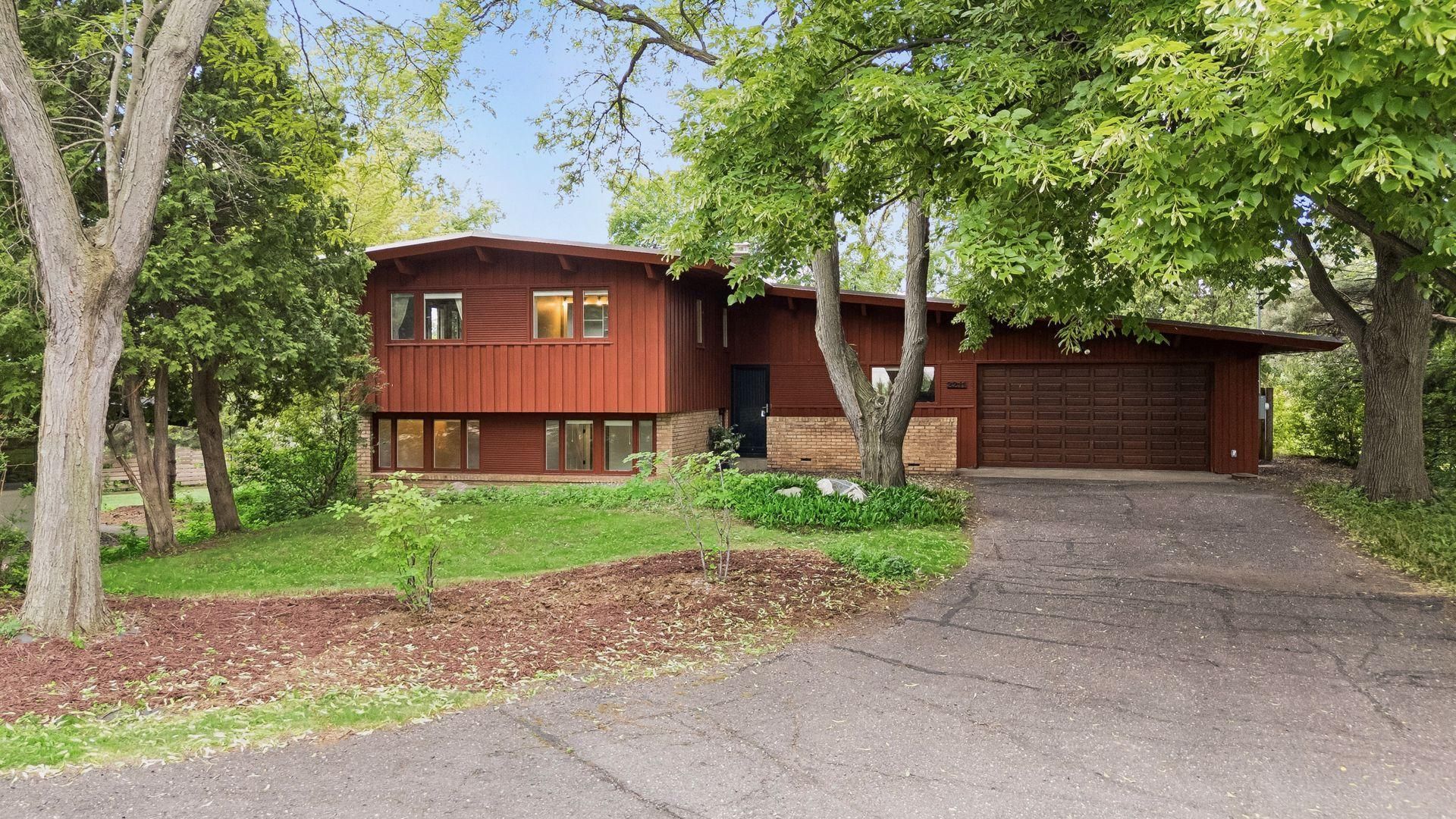 2211 Hill Lane S, Saint Louis Park, MN 55416 Main Photo