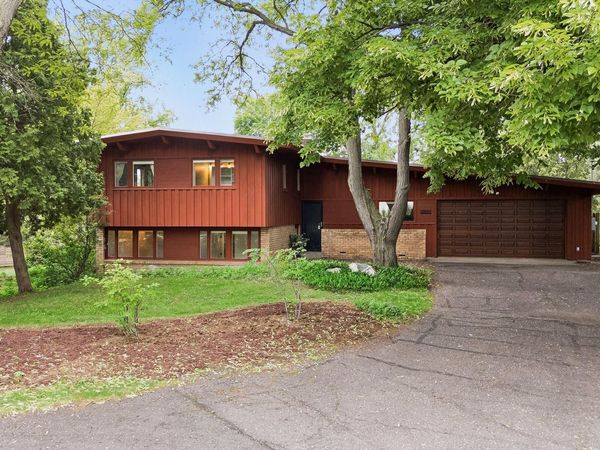 2211 Hill Lane S, Saint Louis Park, MN 55416