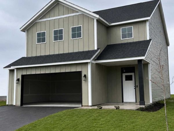 8982 Parkview Circle , Chisago City, MN 55013