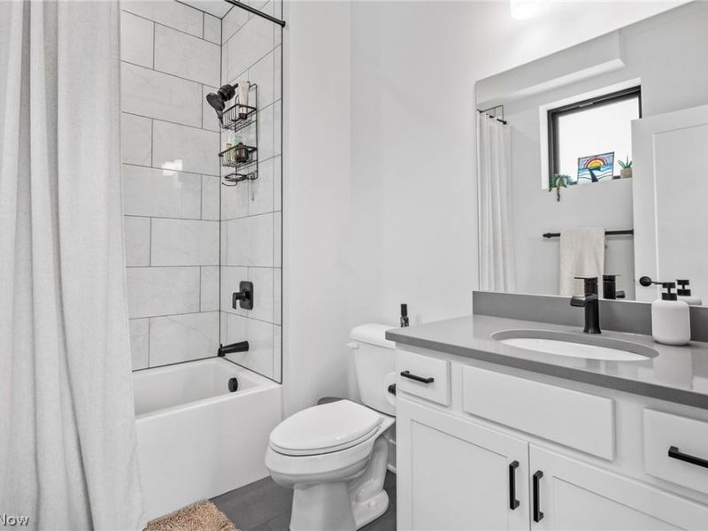 1403 E Superior Avenue, Cleveland, OH 44114 Photo 32