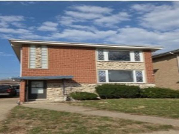 366 Luella Avenue , Calumet City, IL 60409