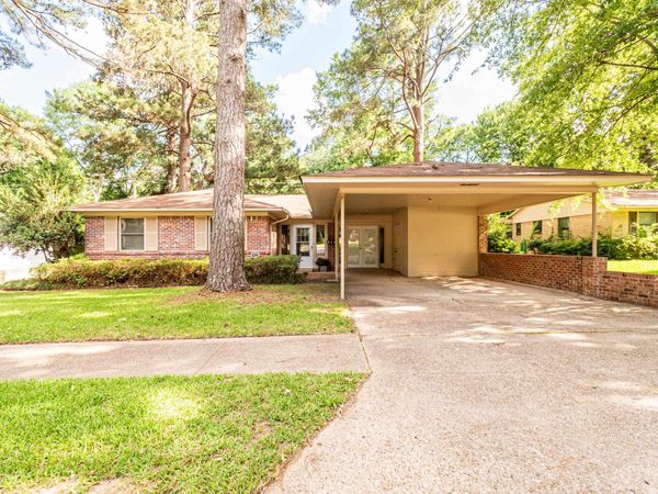 511 Casa Linda Dr, El Dorado, AR 71730