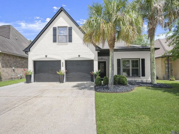 3307 Grassy Lake Dr, Baton Rouge, LA 70816