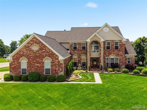 208 Kings Mill Court, Dardenne Prairie, MO 63368