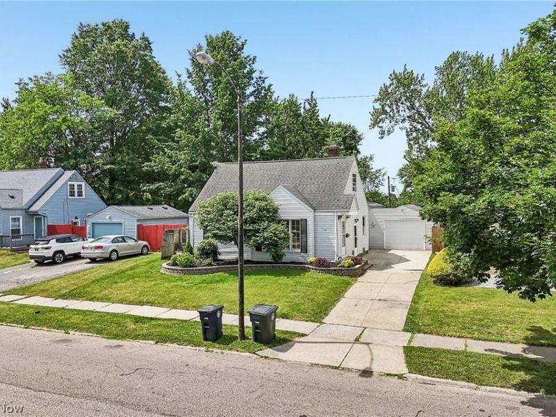 1666 Thornapple Avenue, Akron, OH 44301 Photo 21