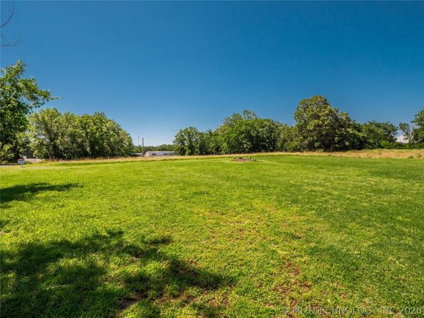 708 S 6th Street , Hartshorne, OK 74547
