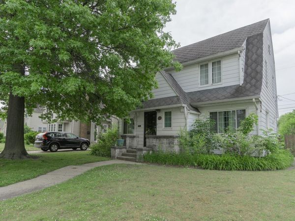 1336 E South Street, South Bend, IN 46615