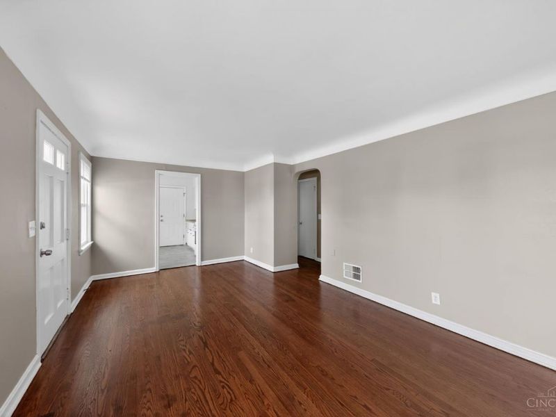 1933 Shollenberger Avenue, North College Hill, OH 45239 Photo 12