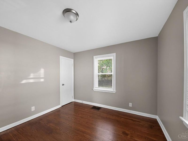 1933 Shollenberger Avenue, North College Hill, OH 45239 Photo 18