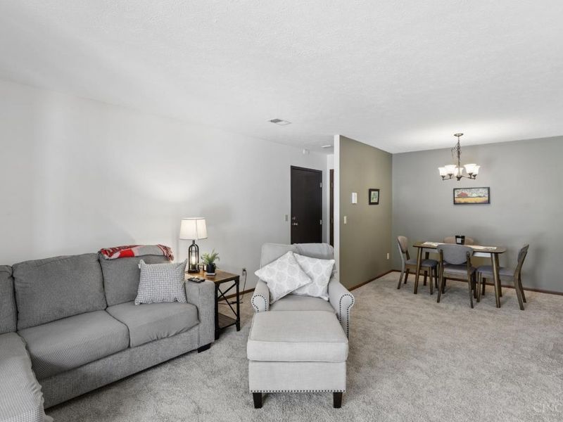539 Davis Road, Unit 8, Pierce Twp, OH 45255 Photo 8