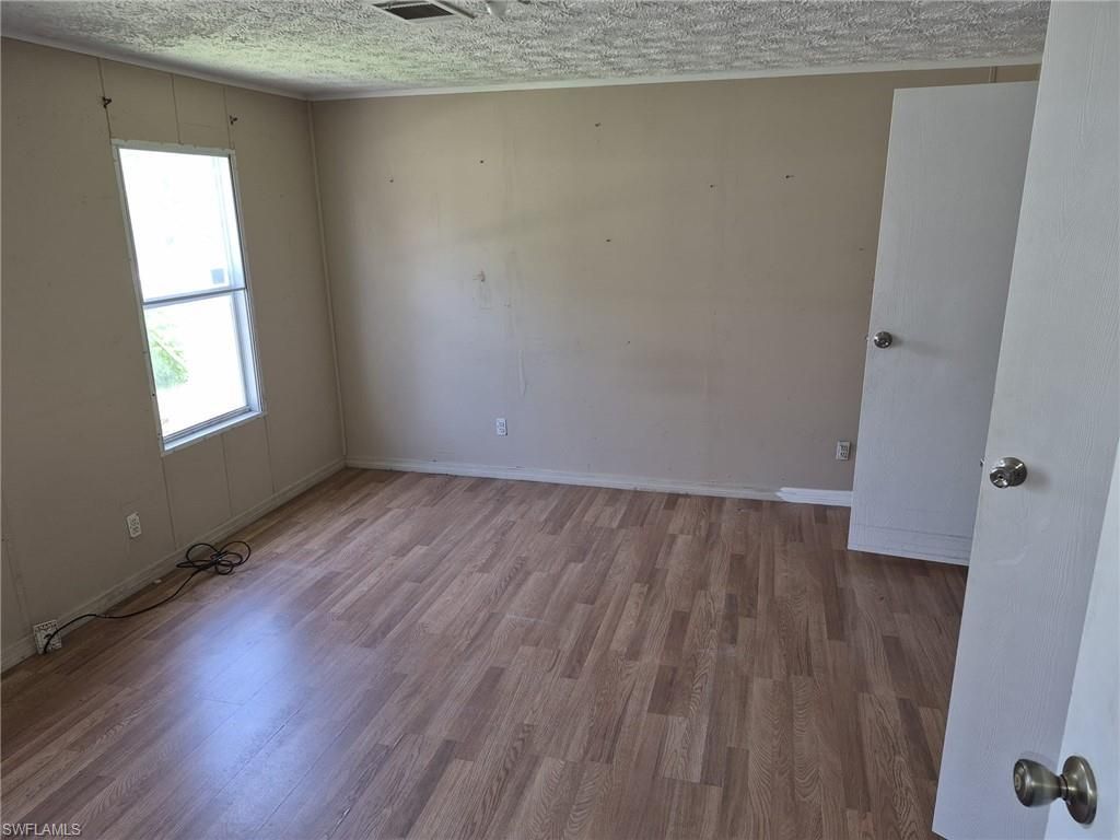 7616 Marx Dr, North Fort Myers, FL 33917 Photo