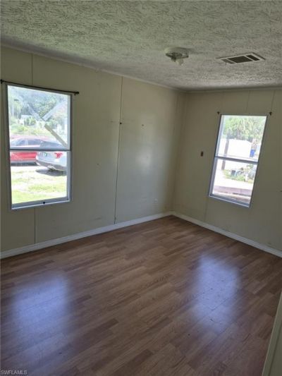 7616 Marx Dr, North Fort Myers, FL 33917 Photo