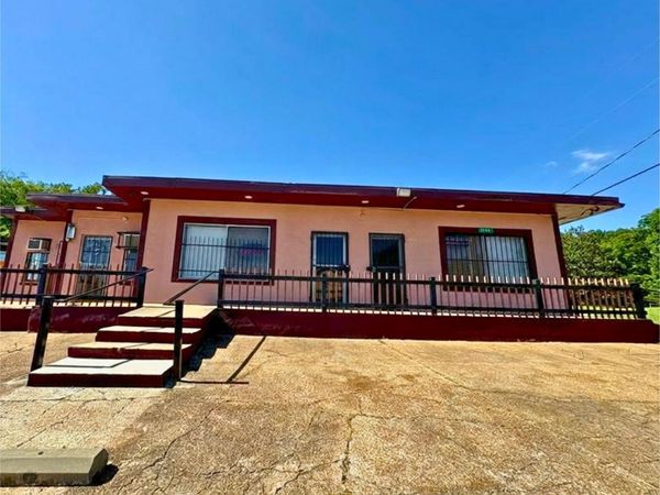 3340 Forest Avenue, Jackson, MS 39213