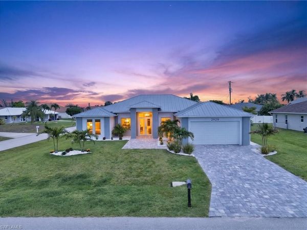 2929 SW 6th PL, CAPE CORAL, FL 33914
