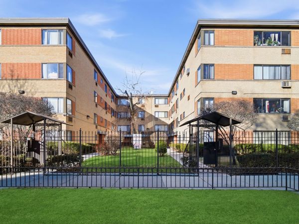 1508-1512 W Farwell Avenue , Chicago, IL 60626