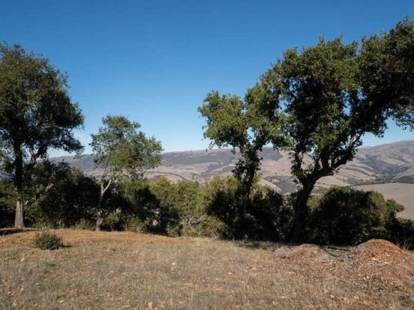 17114 Cachagua Road , Carmel Valley, CA 93924