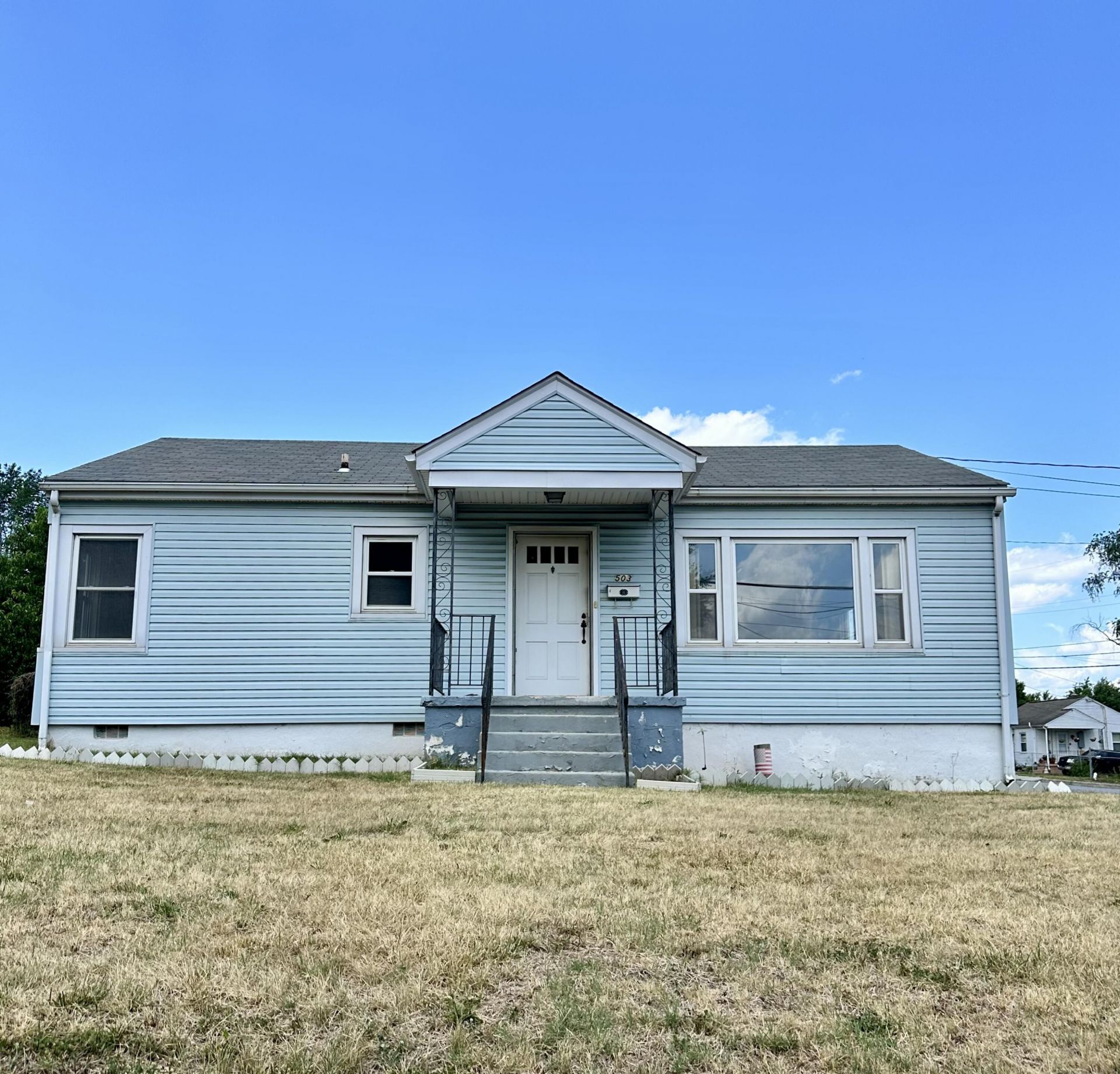 503 Hershberger Rd Nw, Roanoke, VA 24012 Main Photo