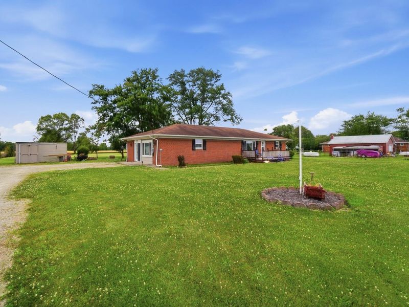 10575 Fitzgerald Outlet Street , Mount Sterling, OH 43143 Photo 3