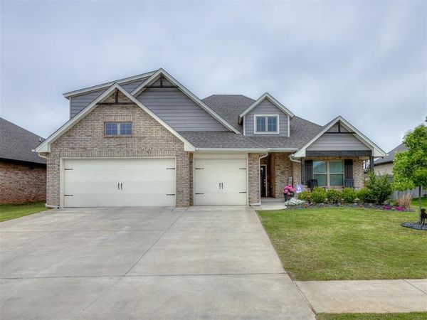 713 Red River Drive, Yukon, OK 73099