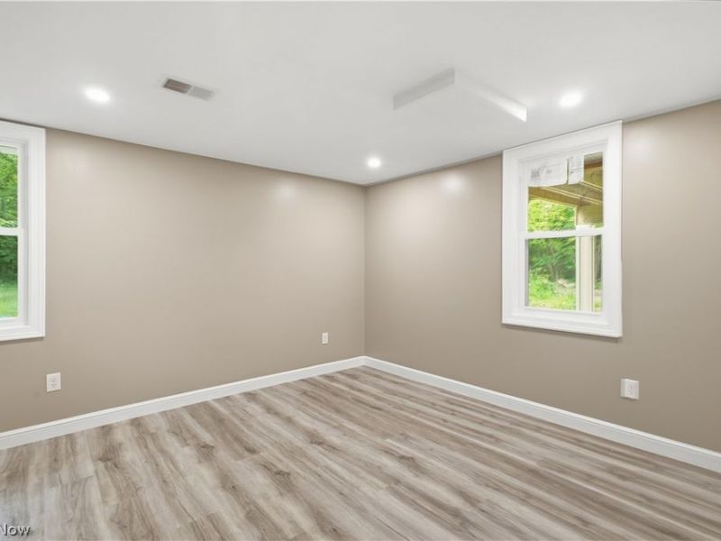 17366 Market Street, Lake Milton, OH 44429 Photo 13