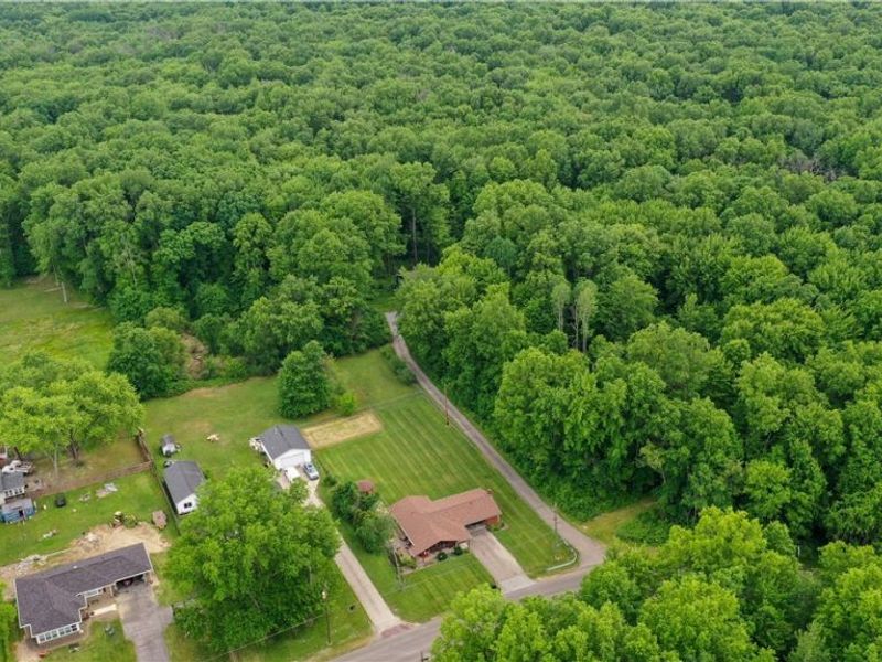 17366 Market Street, Lake Milton, OH 44429 Photo 19