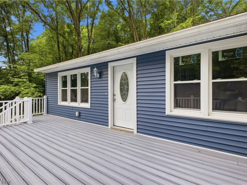17366 Market Street, Lake Milton, OH 44429 Photo 3