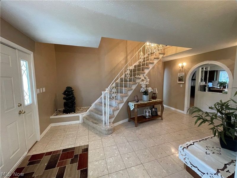 7947 Orianna Street, Brecksville, OH 44141 Photo 3