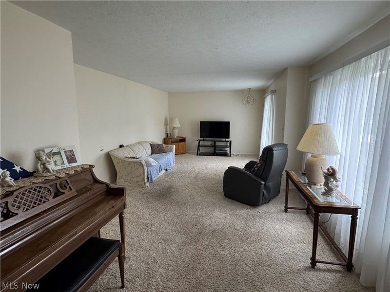 7947 Orianna Street, Brecksville, OH 44141 Photo 4