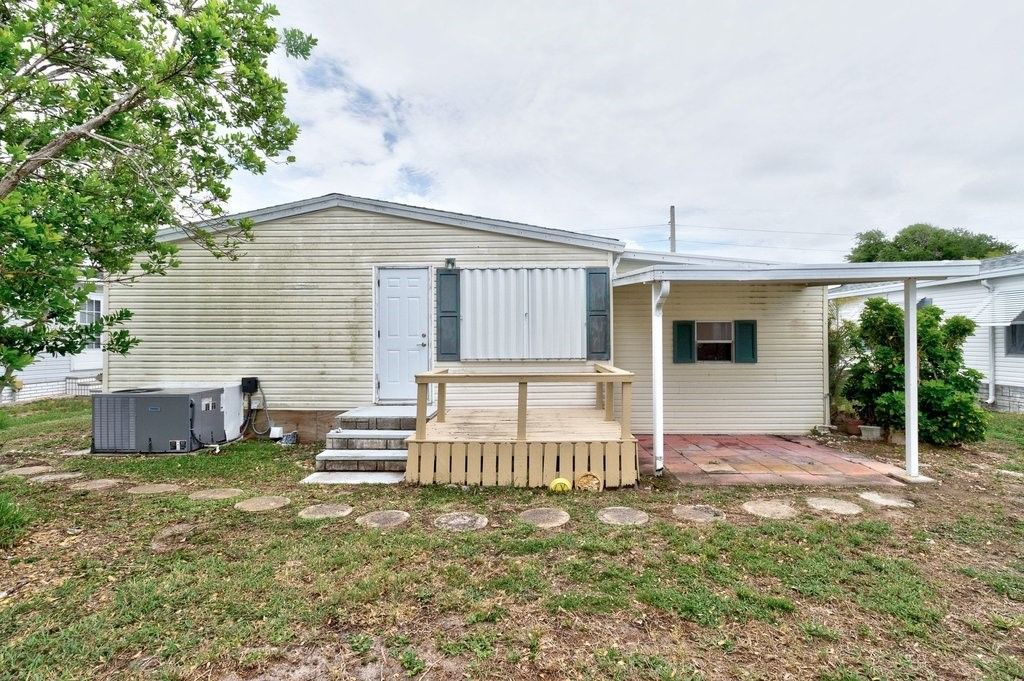 7551 Chasta Road, Sebastian, FL 32976 Photo