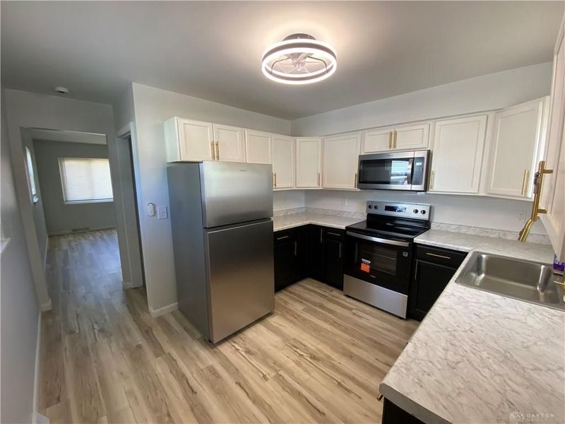 4037 Reading Road, Dayton, OH 45420 Photo 9
