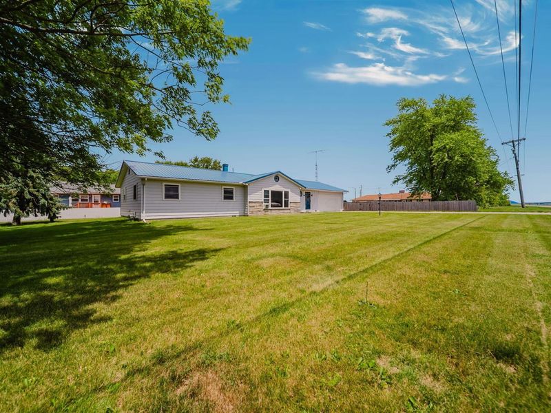 2060 Marion Williamsport Road E, Marion, OH 43302 Photo 2