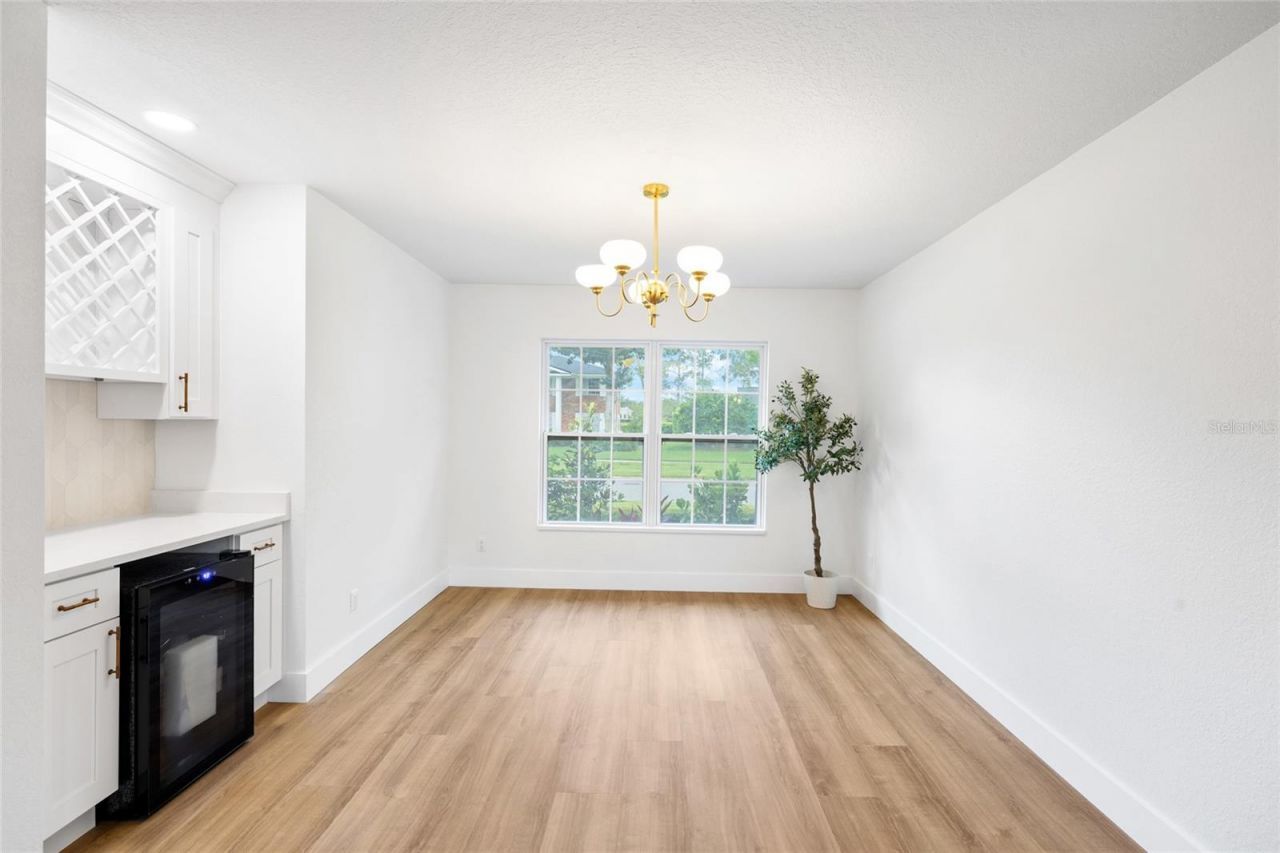 13325 Golf Crest Circle, Tampa, FL 33618 Photo