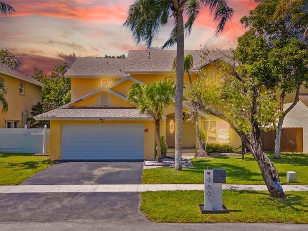 9601 SW 9TH COURT , PEMBROKE PINES, FL 33025