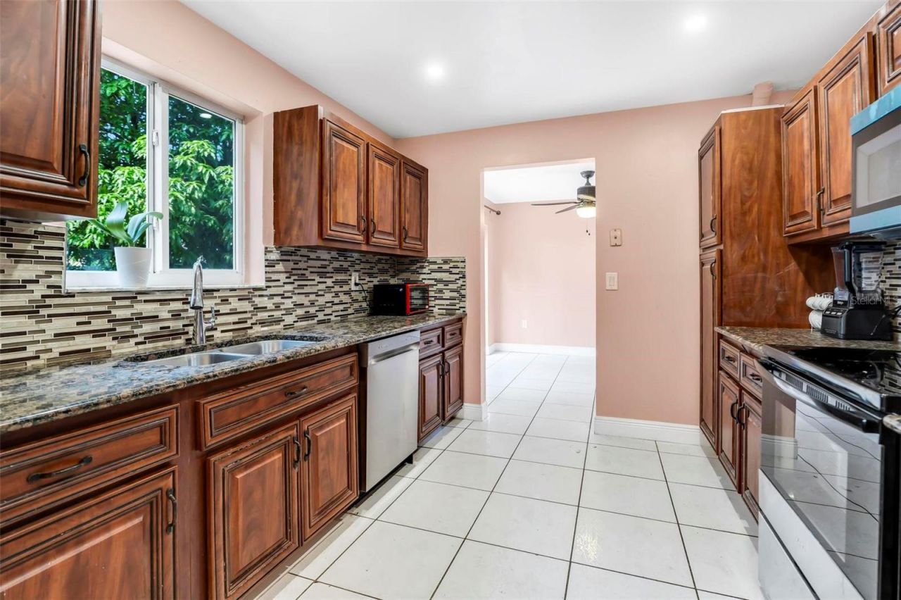 9601 SW 9th Court , Pembroke Pines, FL 33025 Photo