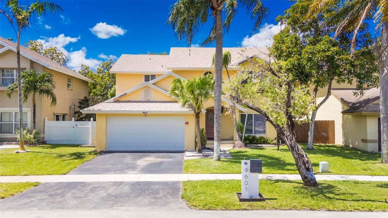 9601 SW 9th Court , Pembroke Pines, FL 33025 Photo
