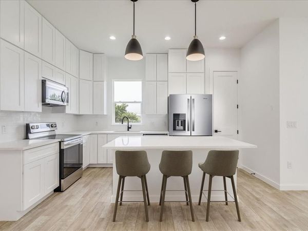 136 Lourdes CT , Unit B, Dripping Springs, TX 78620